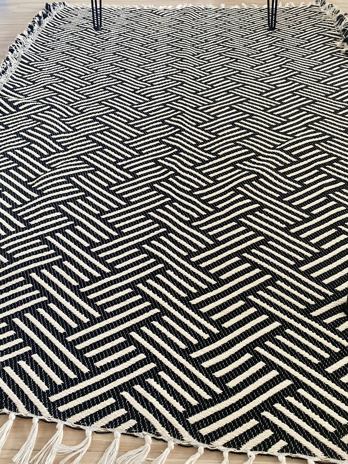 Tapis réversible noir & blanc